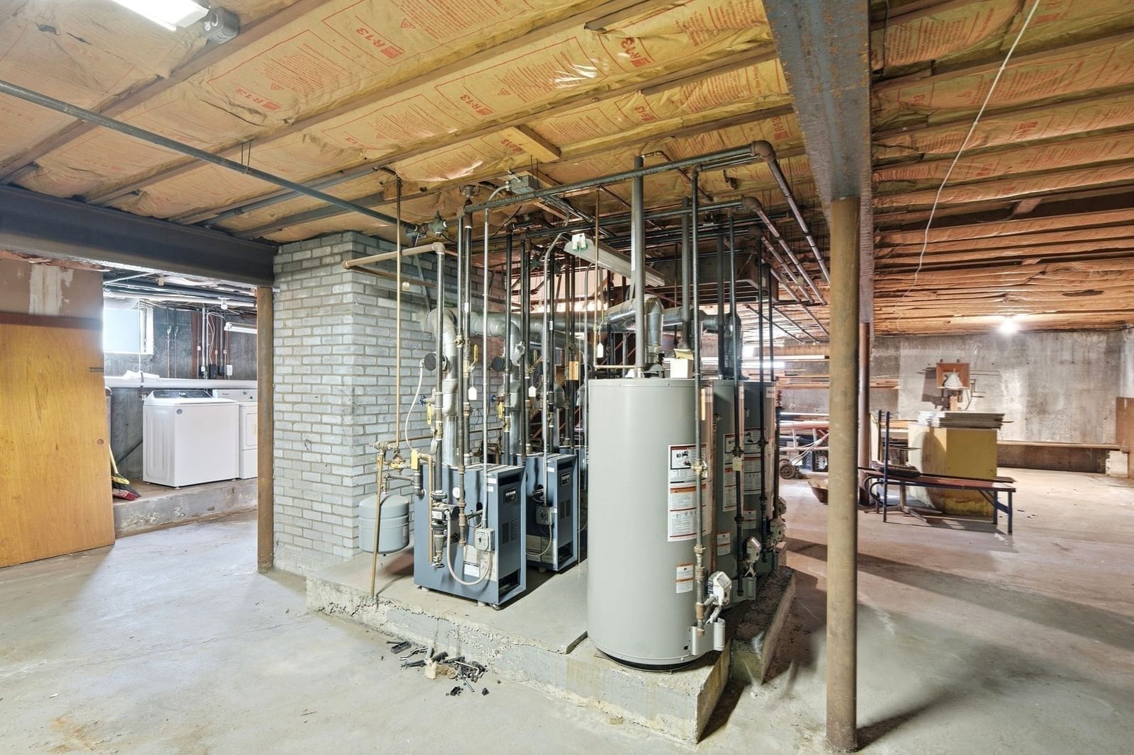 121 Winn Street Woburn — Photo 14 of 20