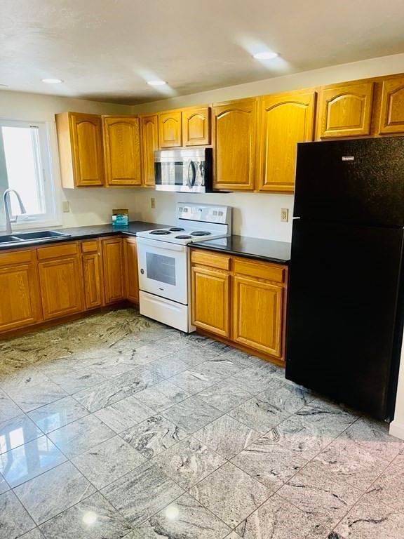 1 Hatfield St #5 Worcester — Photo 5 of 17