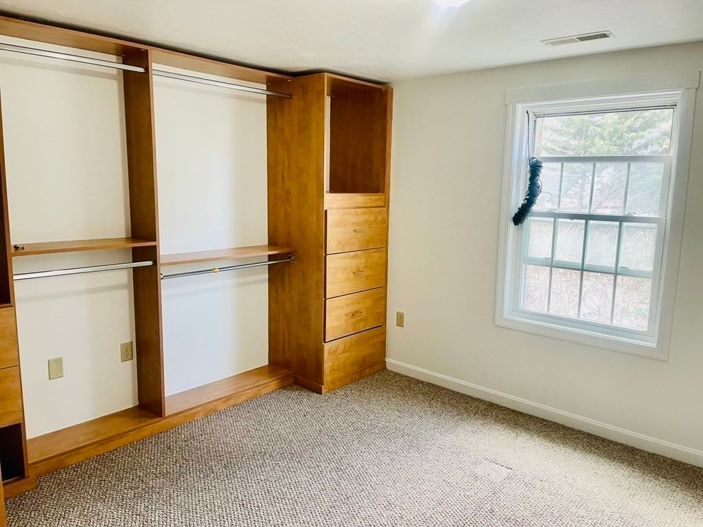 1 Hatfield St #5 Worcester — Photo 7 of 17