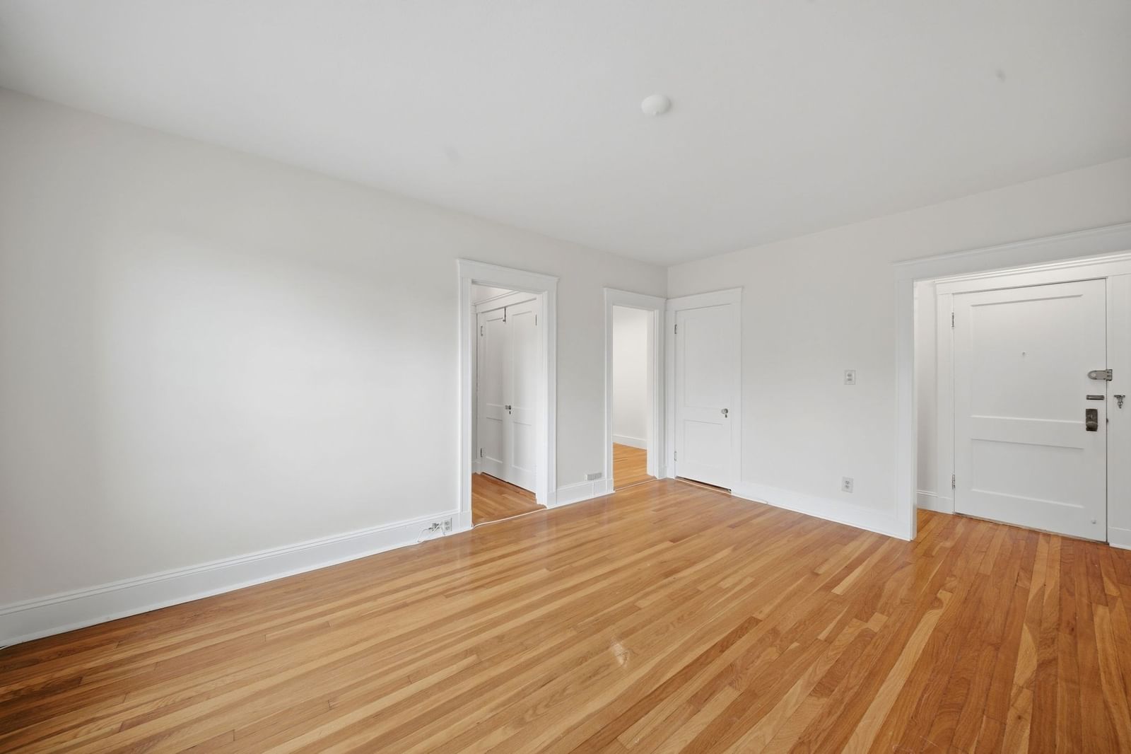 520 High St #13B Medford — Photo 11 of 28
