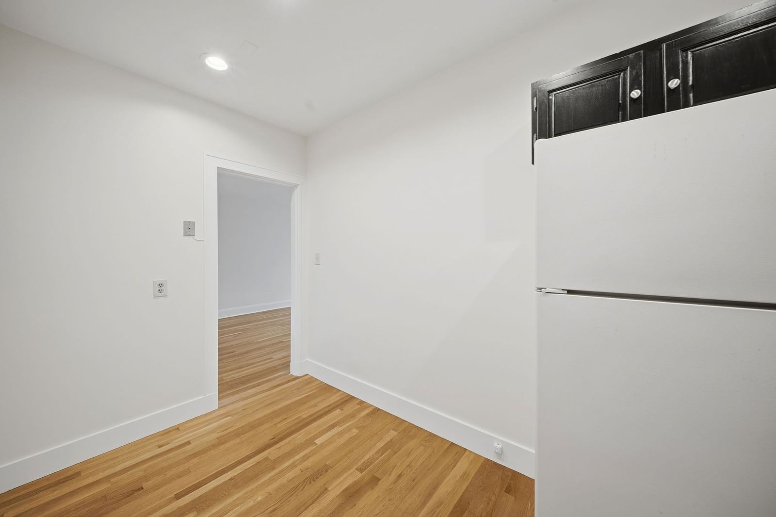 520 High St #13B Medford — Photo 19 of 28