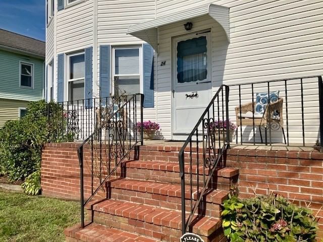24 Dover St. Fairhaven — Photo 3 of 23