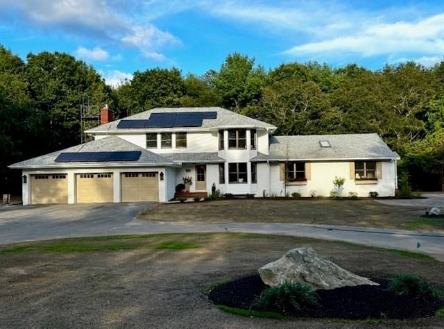 Property at 316 Walnut Plain Rd, Rochester, MA 02770