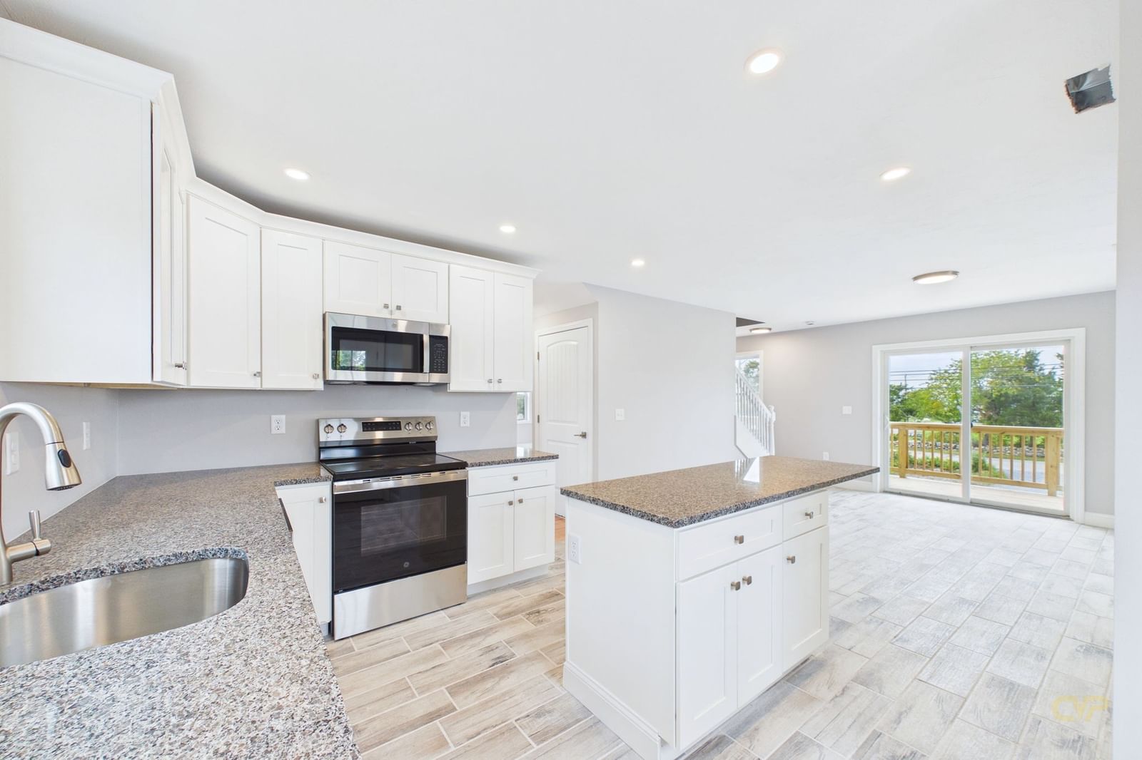 831 Sconticut Neck Rd. Fairhaven — Photo 12 of 26