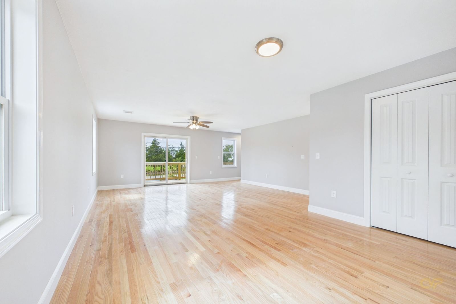 831 Sconticut Neck Rd. Fairhaven — Photo 4 of 26
