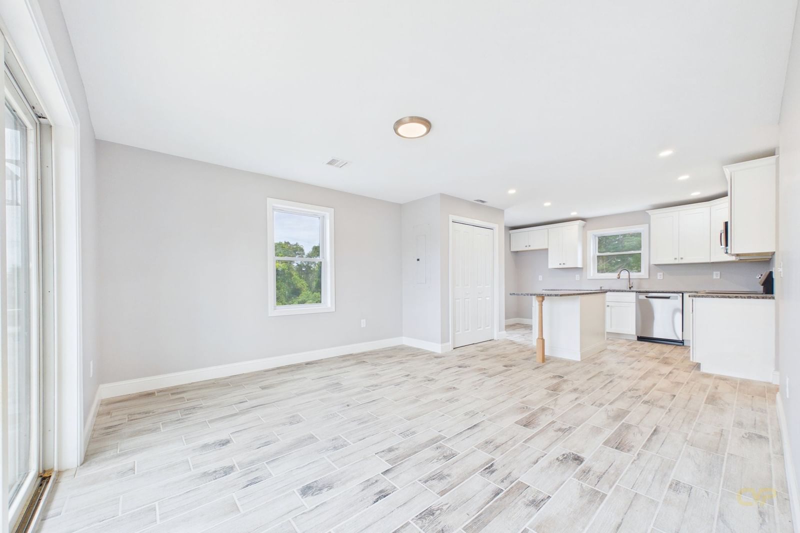 831 Sconticut Neck Rd. Fairhaven — Photo 8 of 26