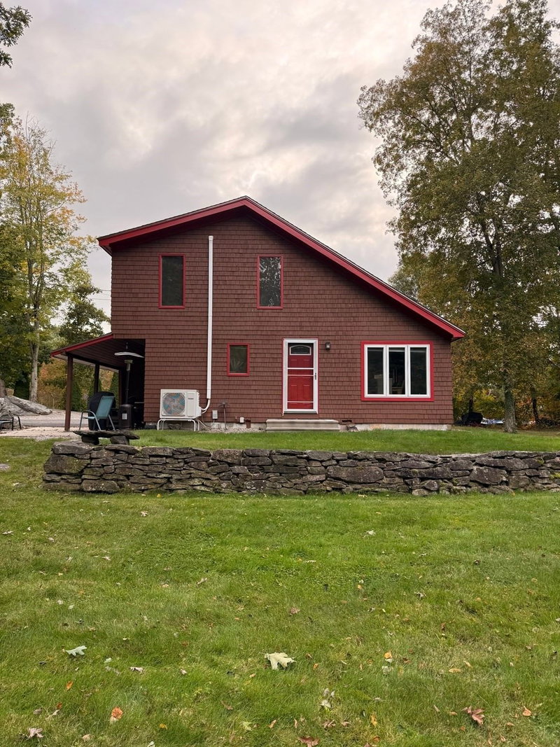306 Thompson Rd