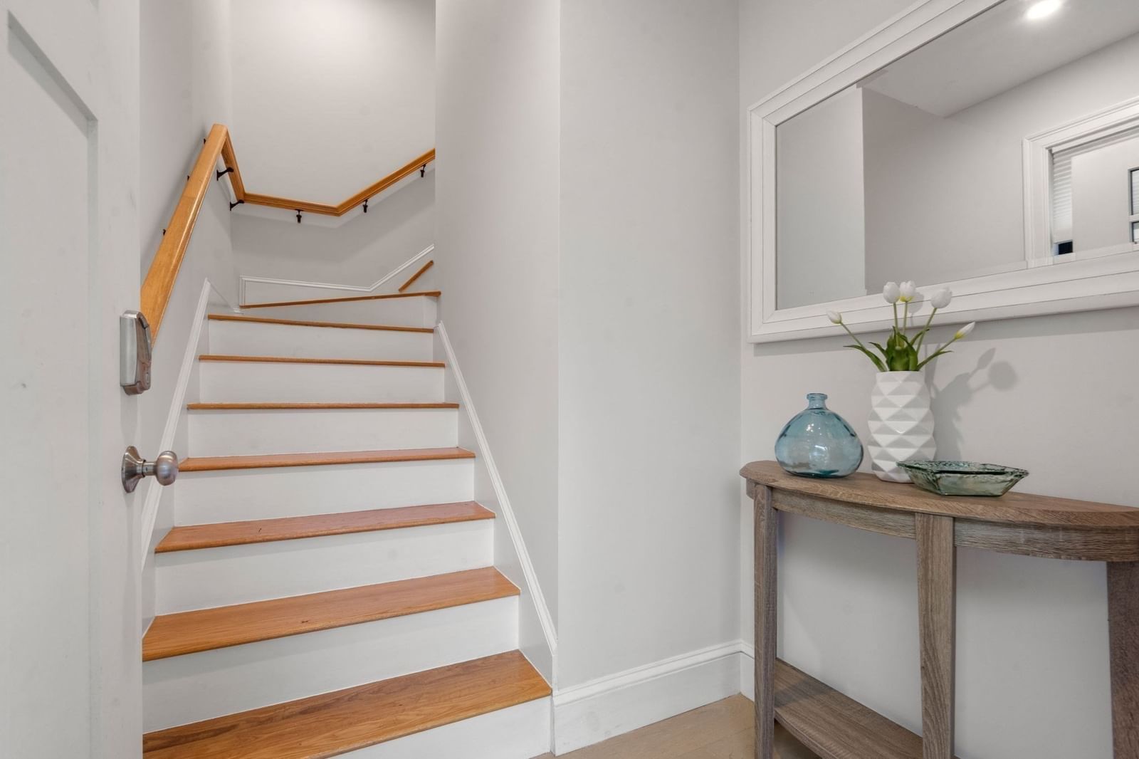 32 Perthshire Road #32 Boston — Photo 3 of 24