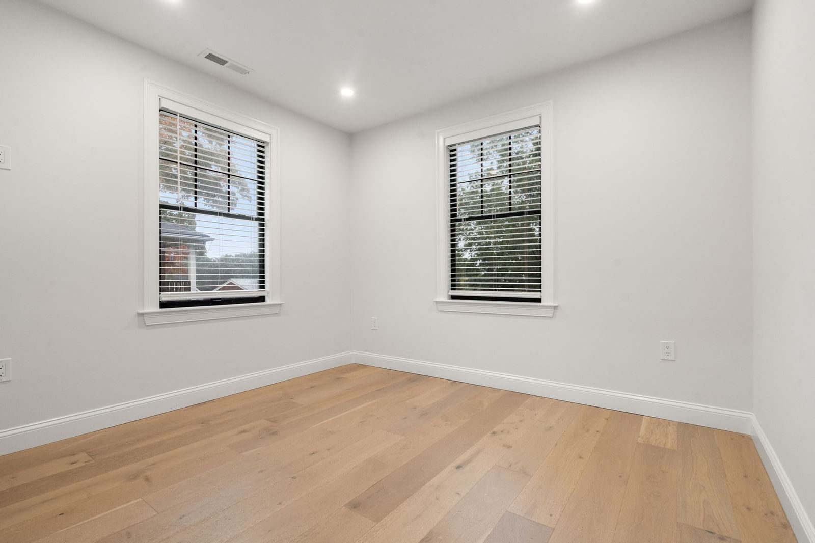 32 Perthshire Road #32 Boston — Photo 5 of 24