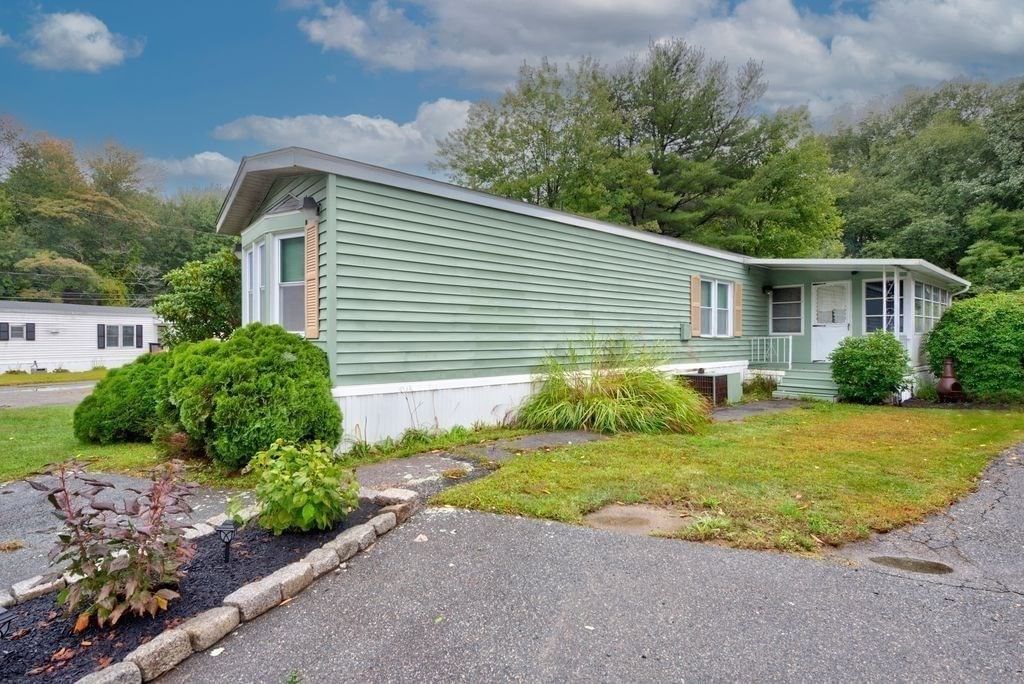 305 Turnpike St=235 5th St #235 Easton — Photo 3 of 17