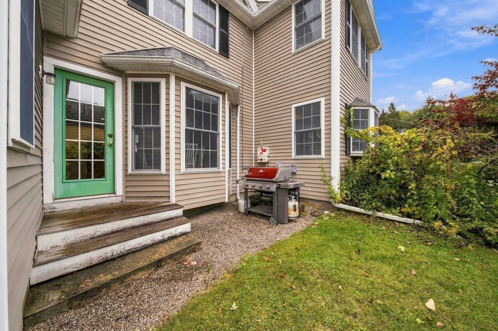 80 Grove St Hopkinton — Photo 12 of 42
