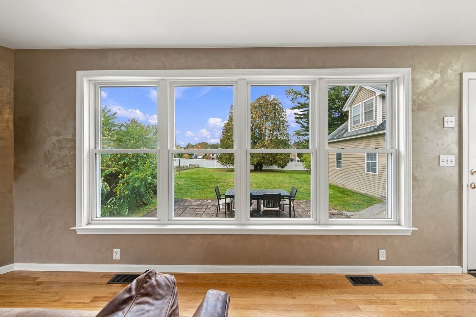 80 Grove St Hopkinton — Photo 6 of 42