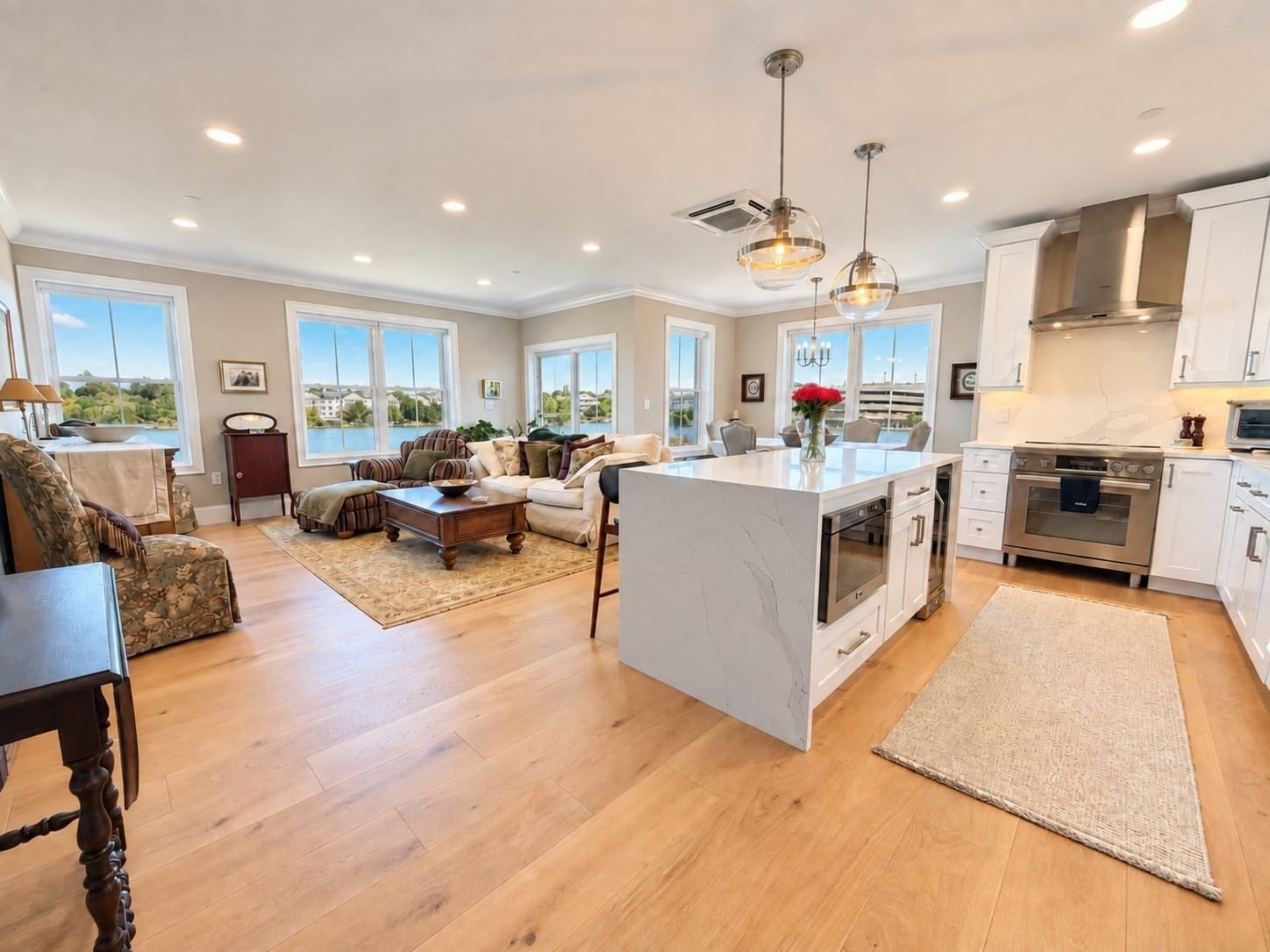 16 Franklin Street #2302 Salem — Photo 3 of 42