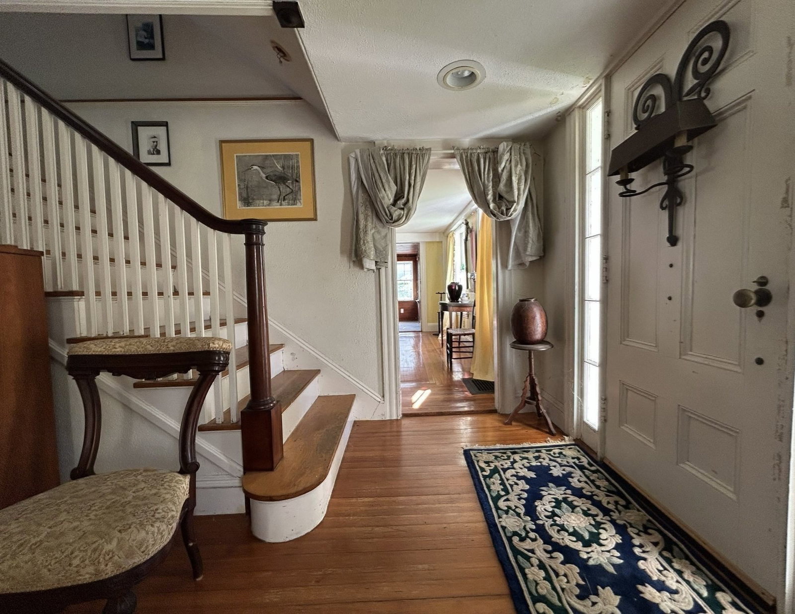 5 Roberts Ct Gloucester — Photo 10 of 42