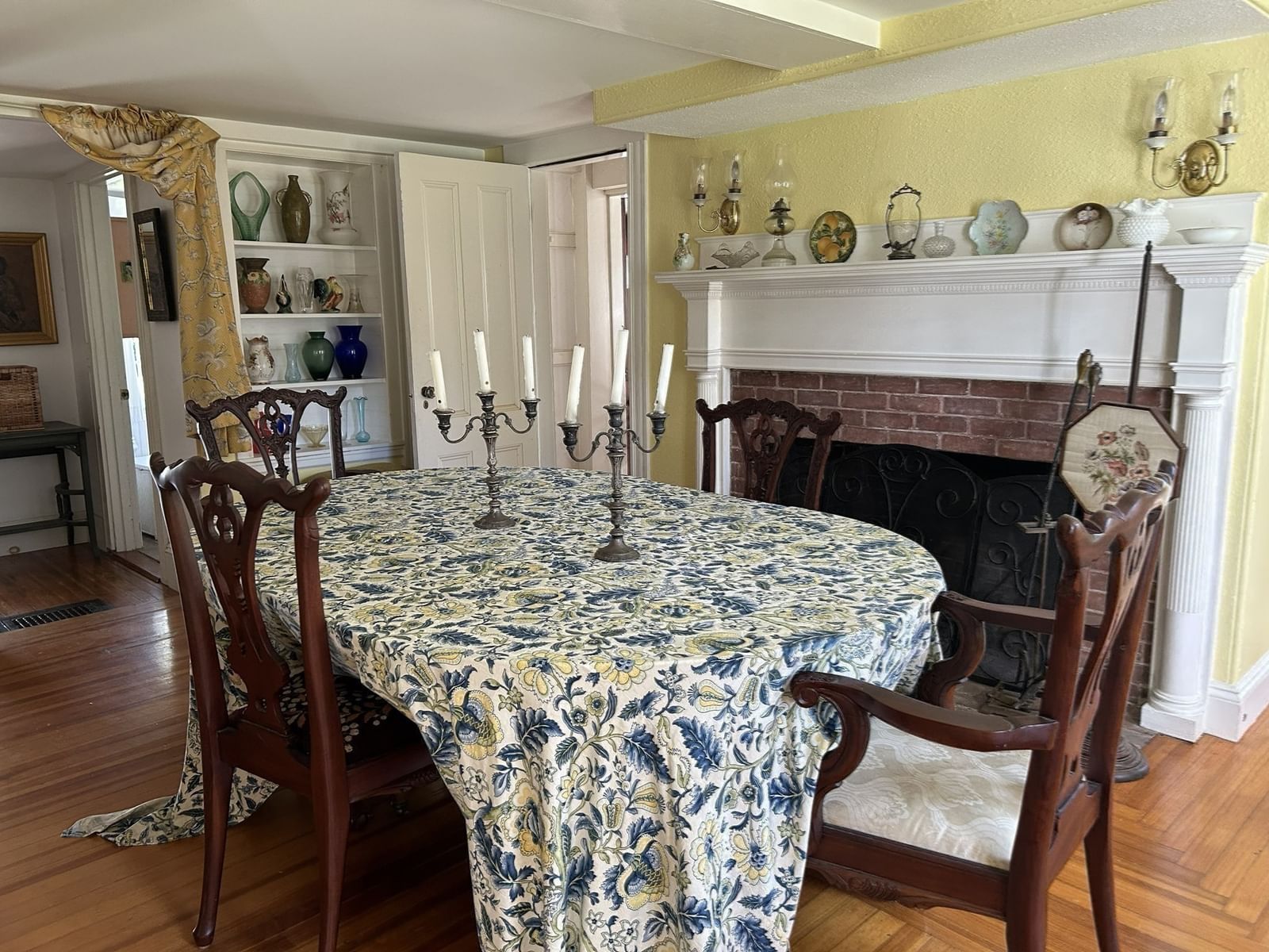 5 Roberts Ct Gloucester — Photo 12 of 42