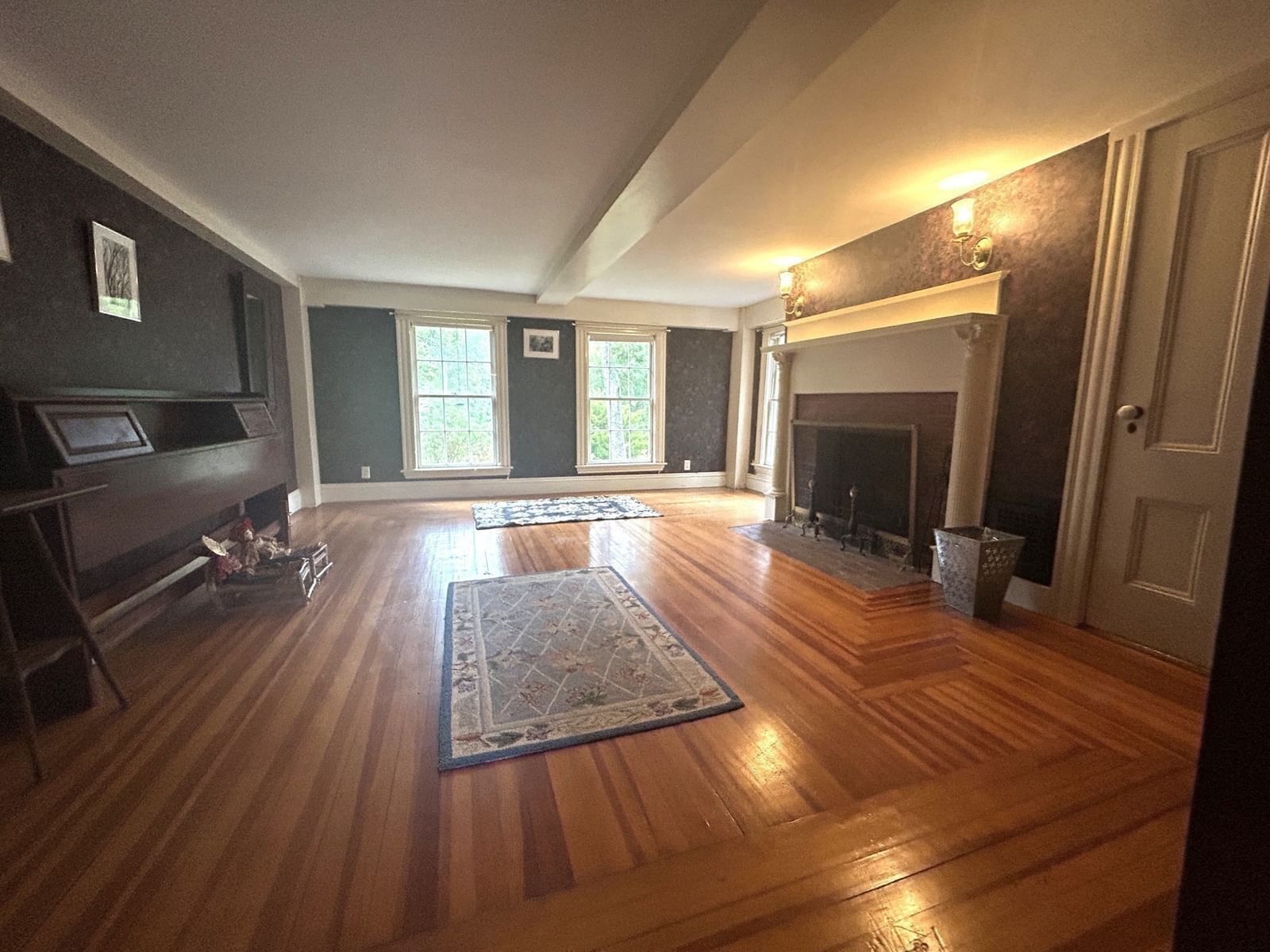 5 Roberts Ct Gloucester — Photo 22 of 42