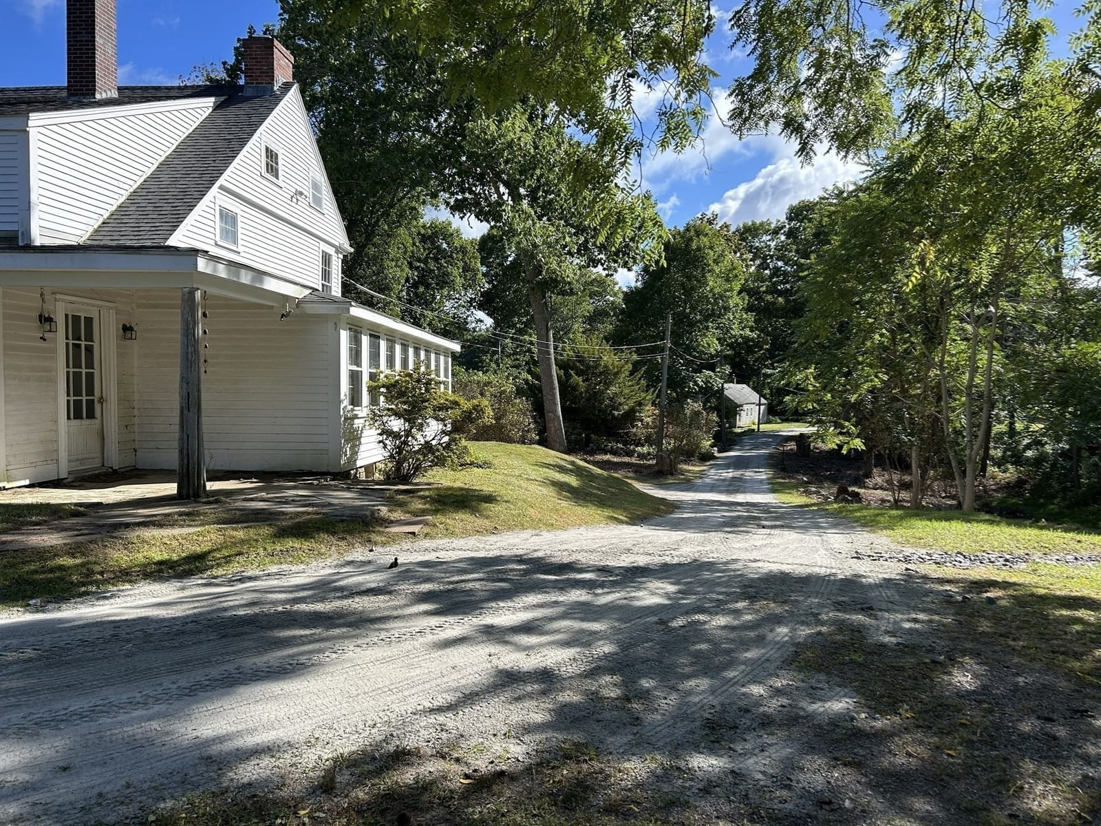 5 Roberts Ct Gloucester — Photo 4 of 42