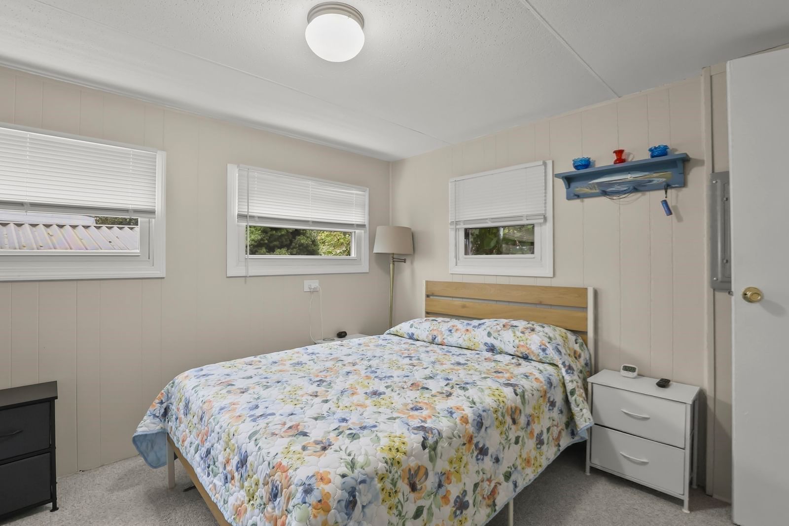 58 Kins Court Wareham — Photo 14 of 27