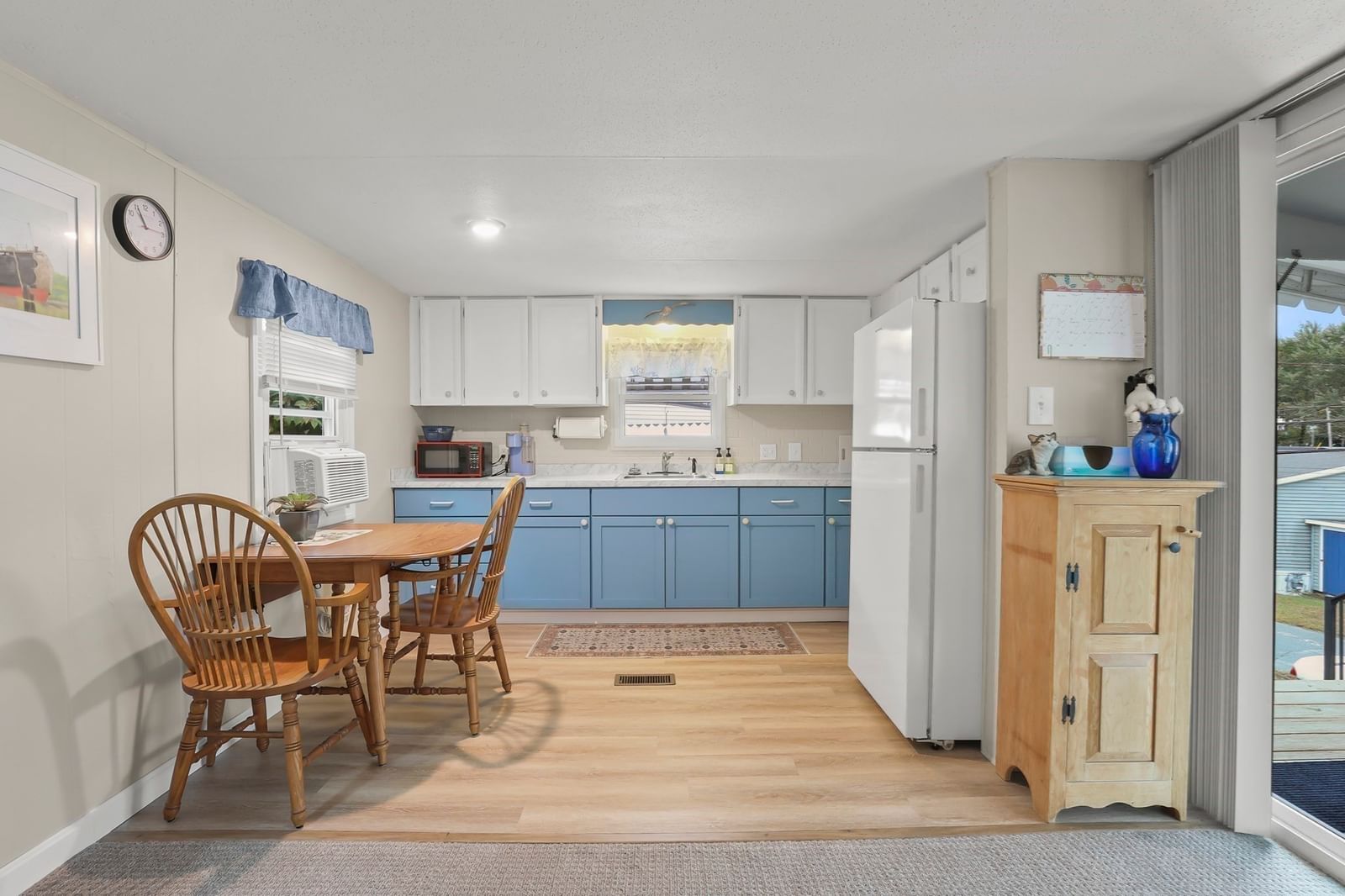 58 Kins Court Wareham — Photo 6 of 27