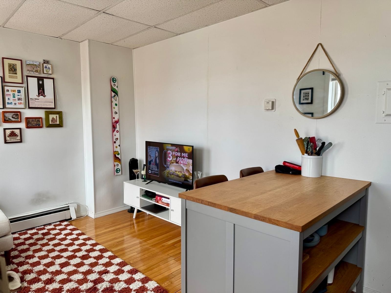 144 Chelsea Street Boston — Photo 3 of 12