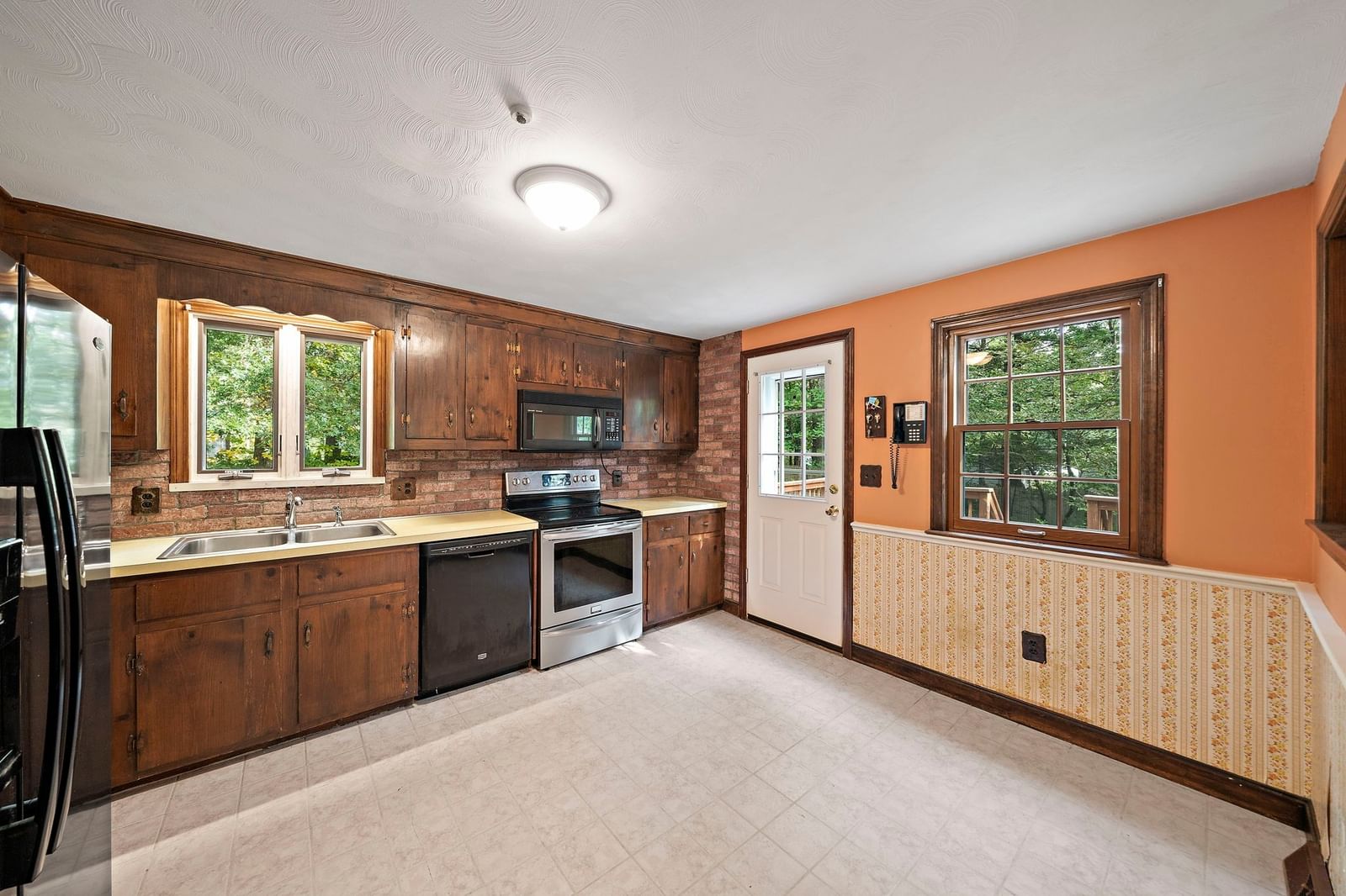215 Bay State Cir Hanson — Photo 6 of 28
