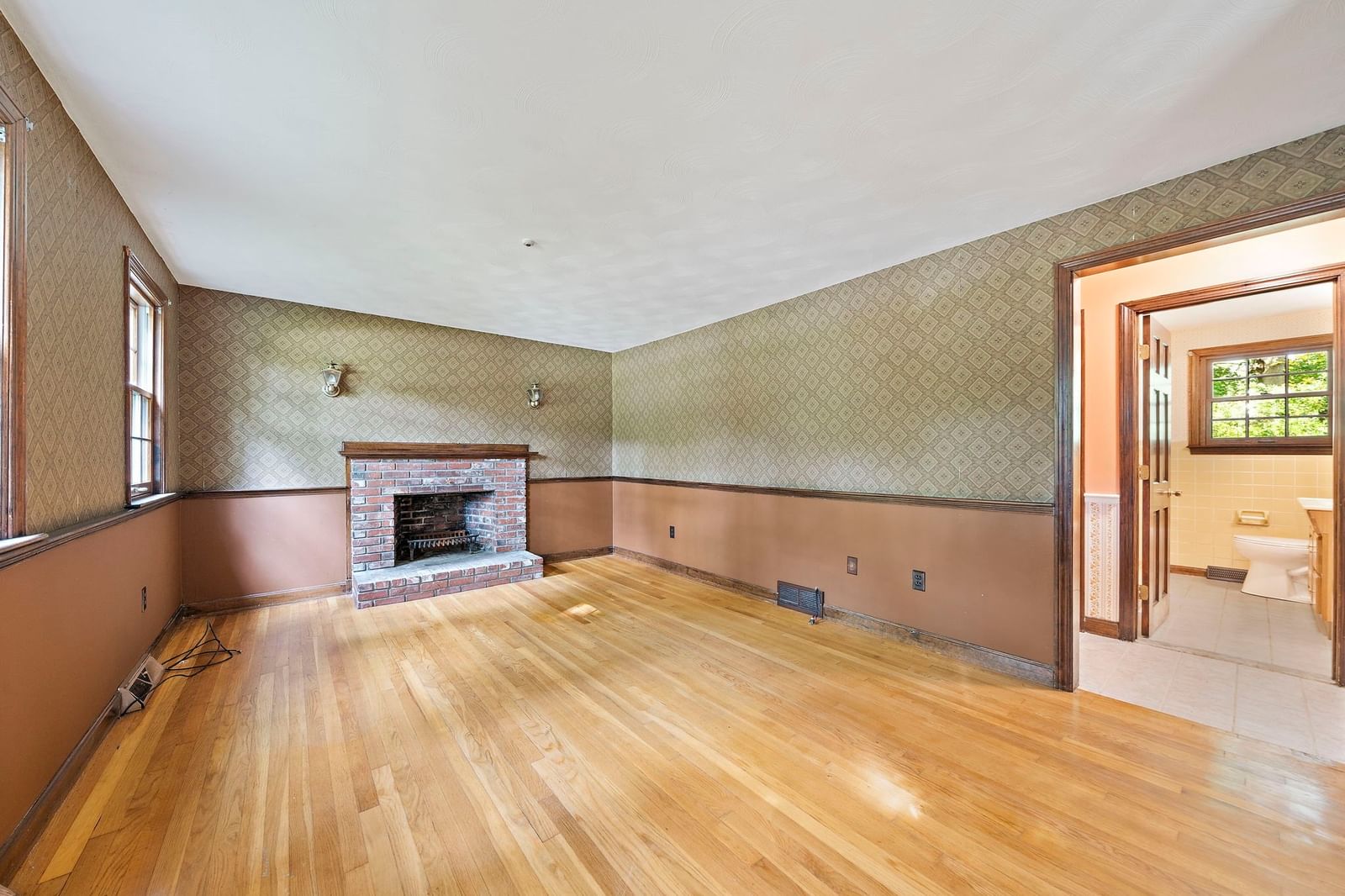 215 Bay State Cir Hanson — Photo 9 of 28