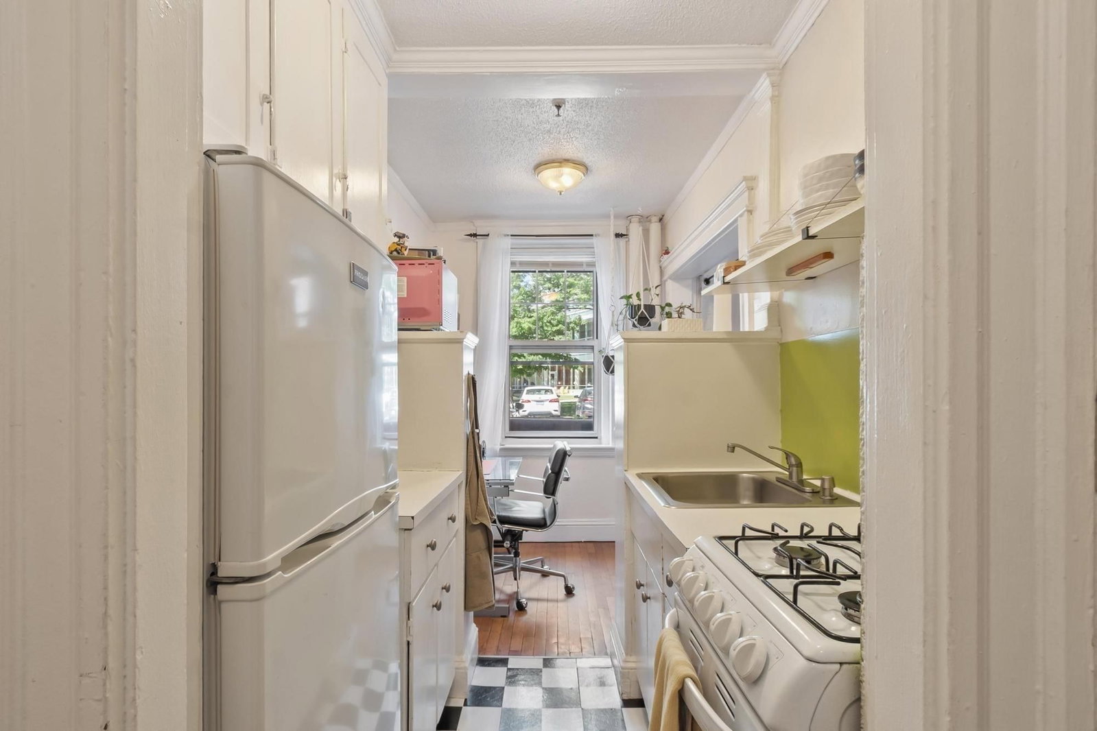 120 Riverway #4 Boston — Photo 5 of 26