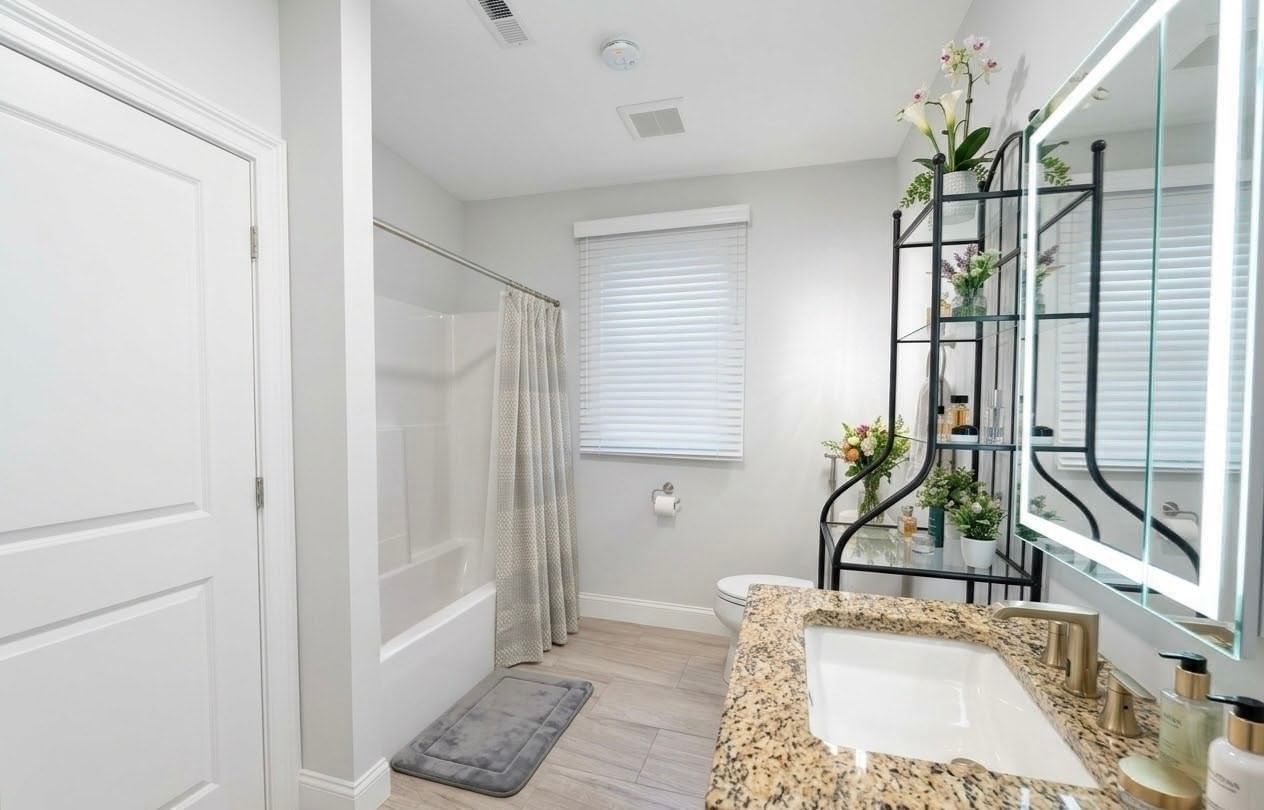 1531 Broadway Raynham — Photo 15 of 22