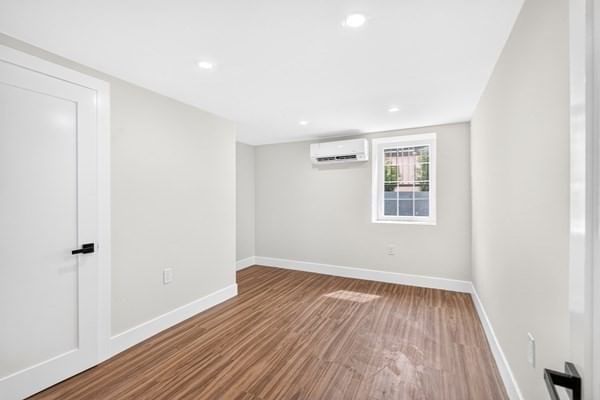 210 Summer Street Arlington — Photo 32 of 35