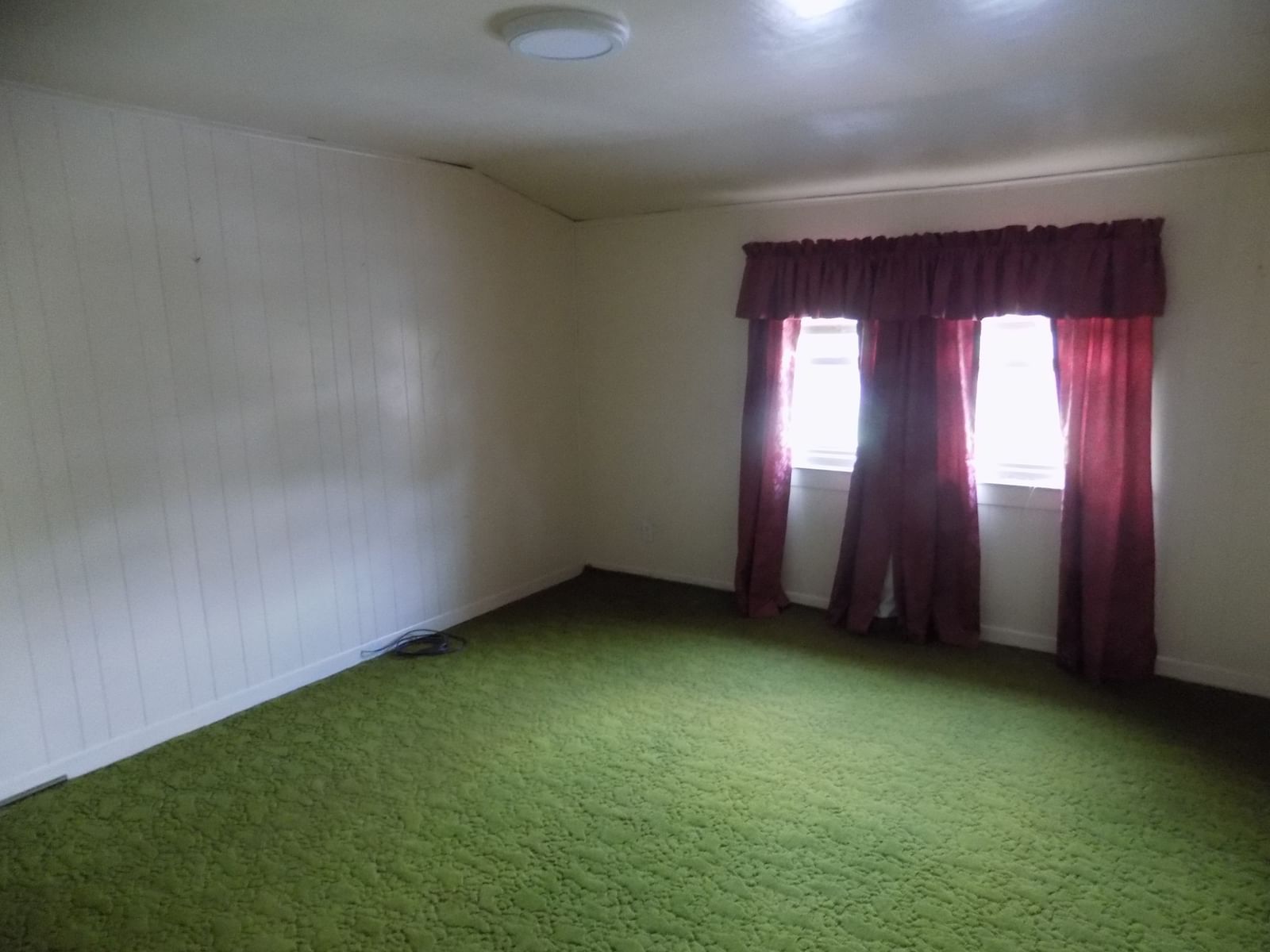 1346 President Ave. Fall River — Photo 23 of 38