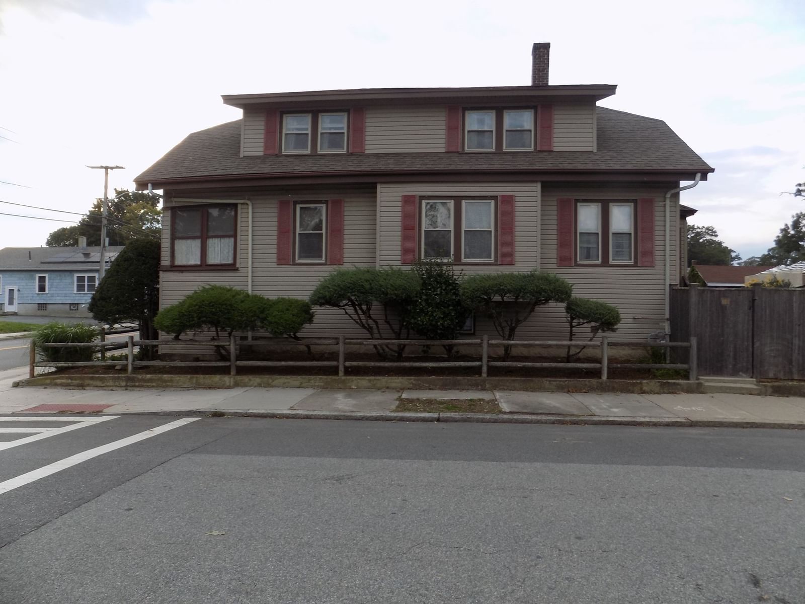 1346 President Ave. Fall River — Photo 3 of 38