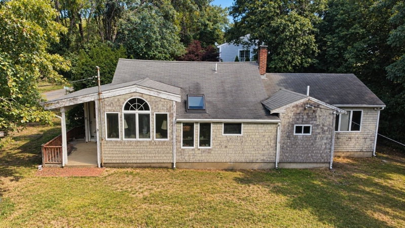 25 Whisper Ln