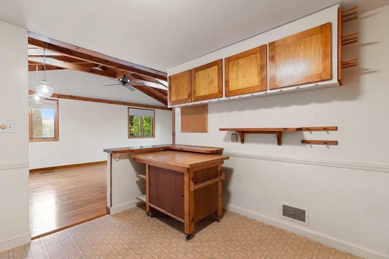 80 Temple Road Waltham — Photo 16 of 42