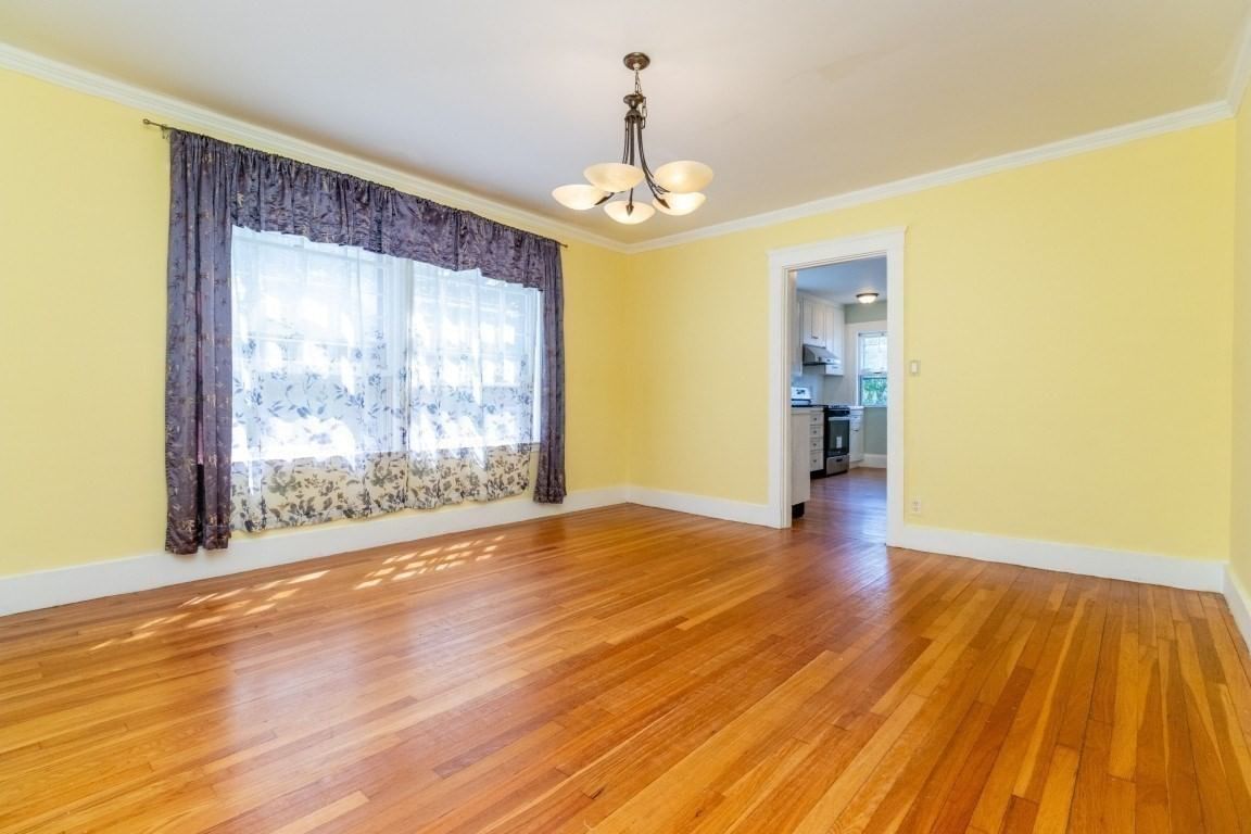 142 Jackson St Newton — Photo 10 of 36