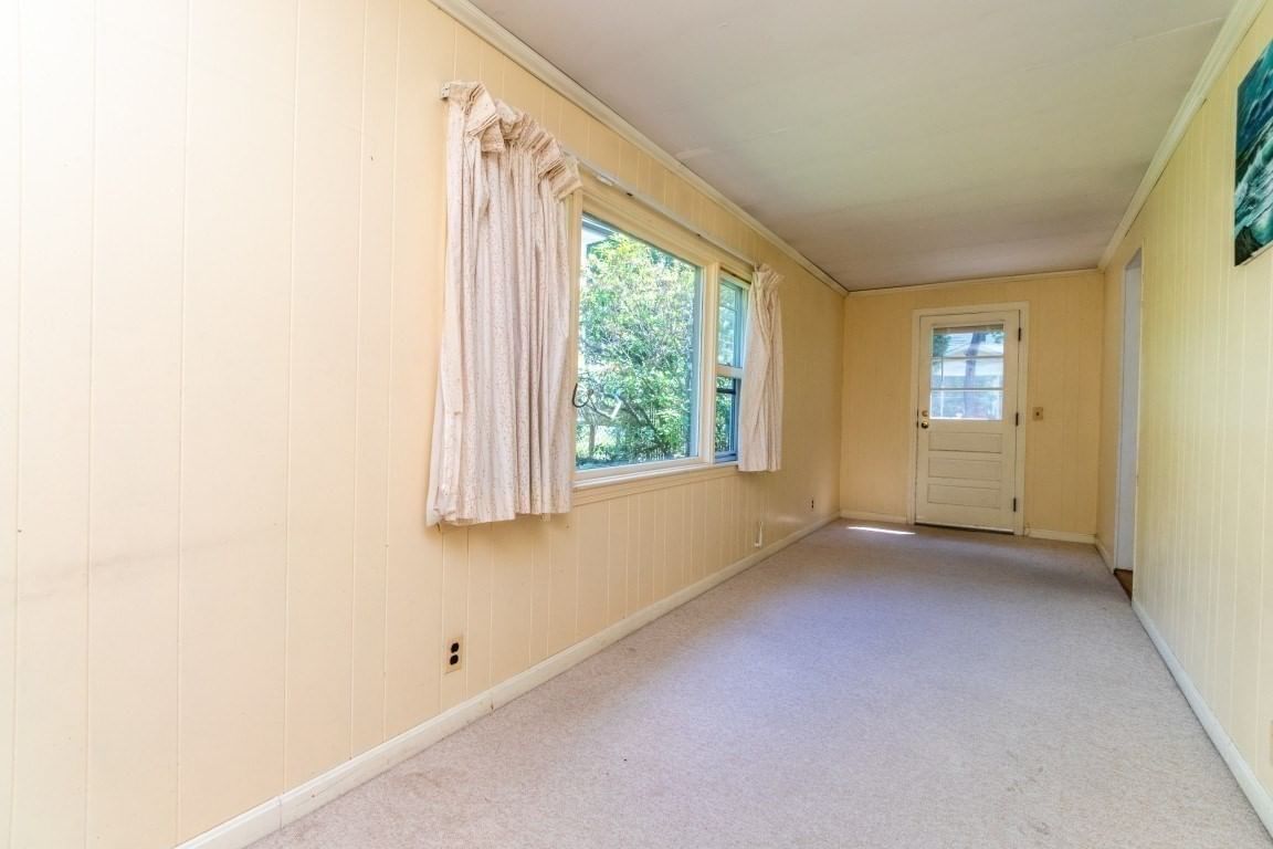 142 Jackson St Newton — Photo 12 of 36