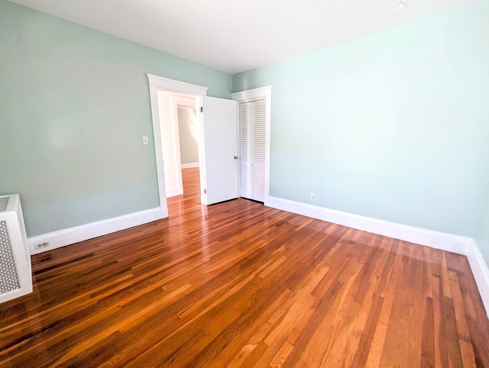 142 Jackson St Newton — Photo 24 of 36