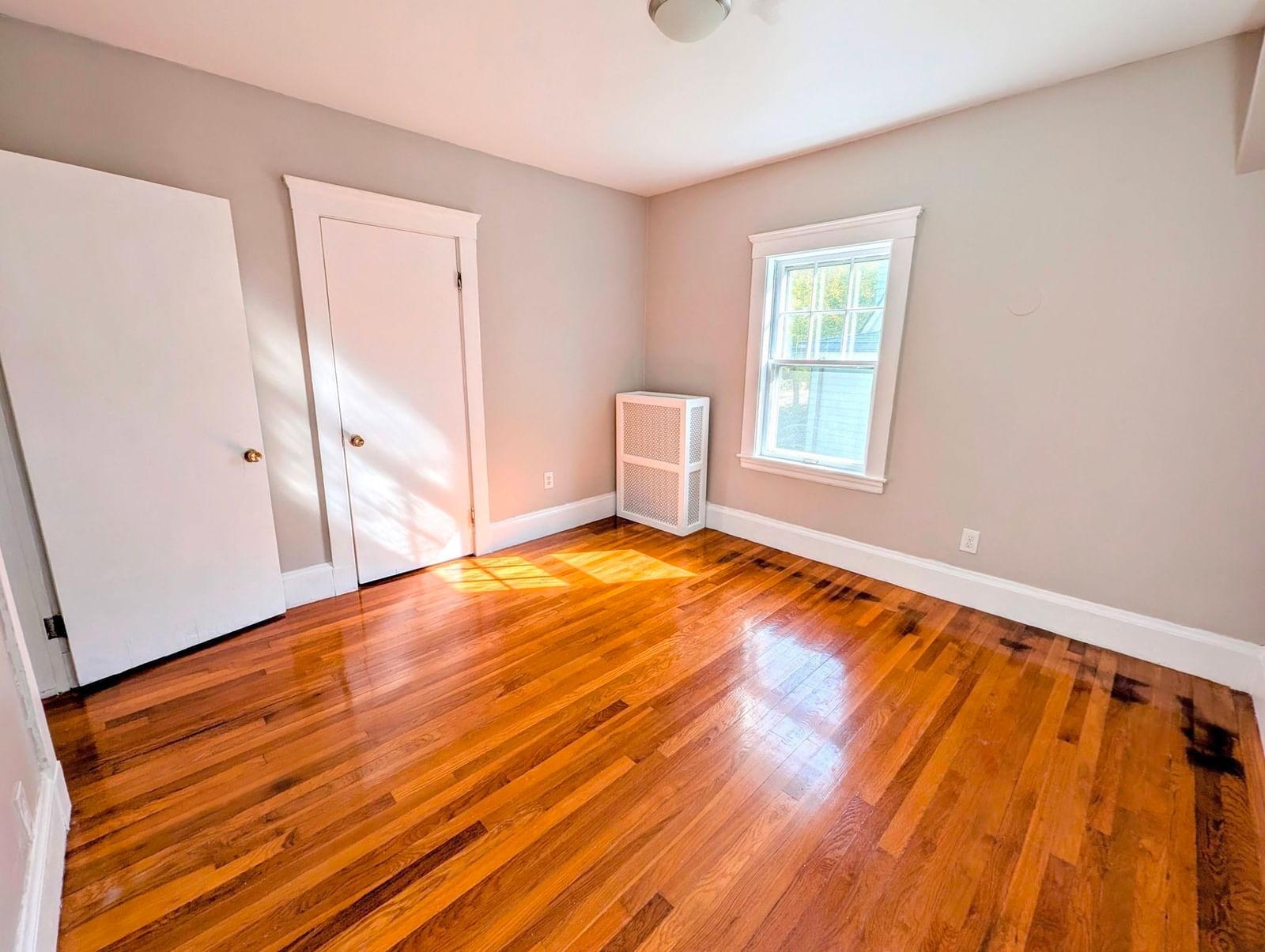 142 Jackson St Newton — Photo 26 of 36