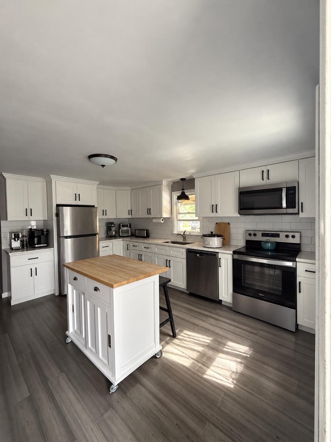 113 Lake St Bellingham — Photo 6 of 19