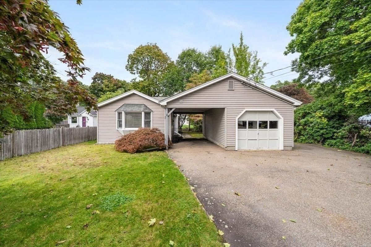 18 Bay View Dr Shrewsbury — Photo 19 of 23
