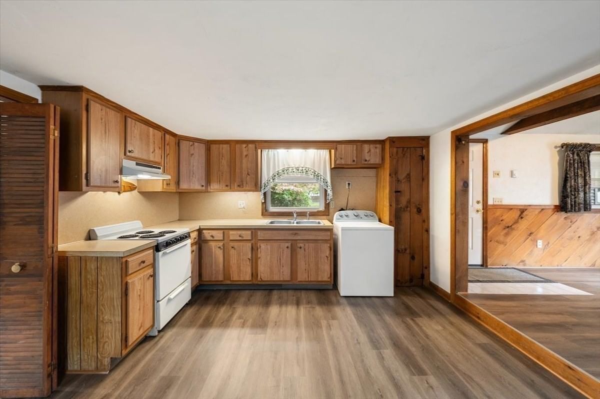 18 Bay View Dr Shrewsbury — Photo 21 of 23