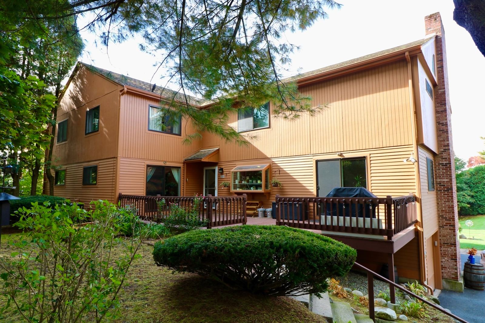 25B Country Club Ln #B, Milford