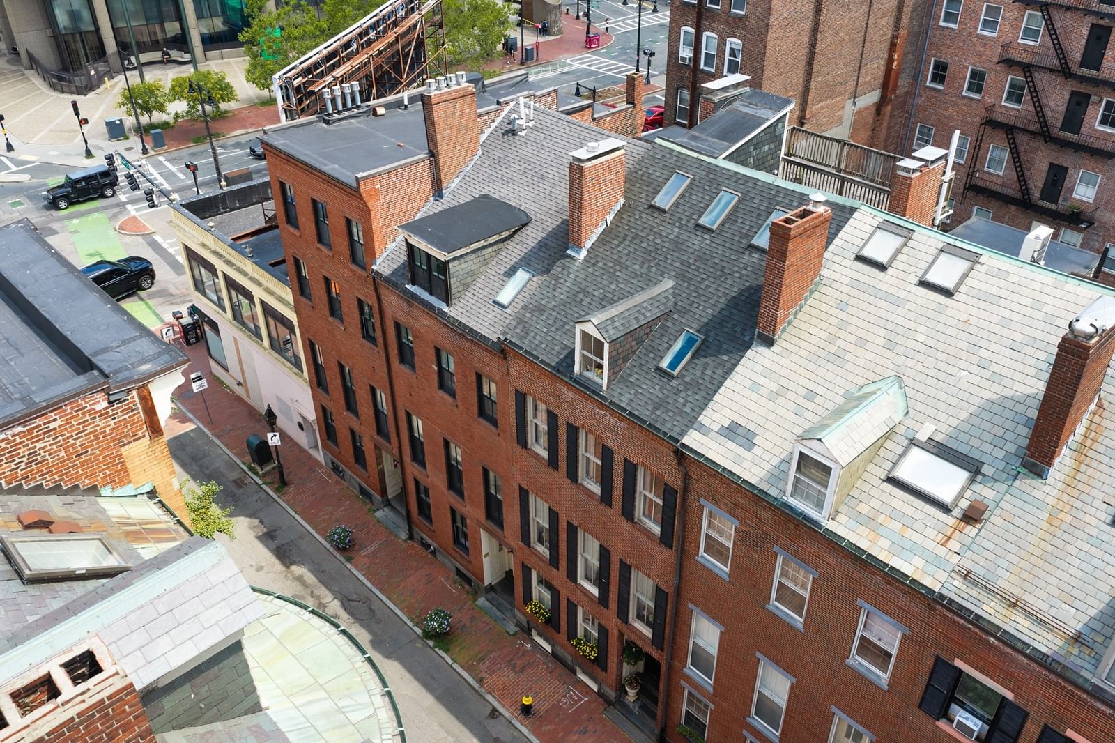 16 Temple Street Boston — Photo 2 of 3