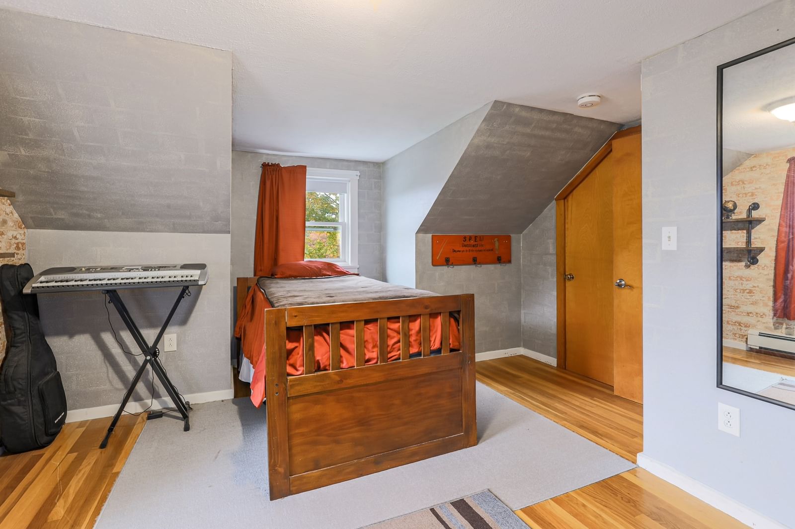 14 Summit Ter North Brookfield — Photo 32 of 40