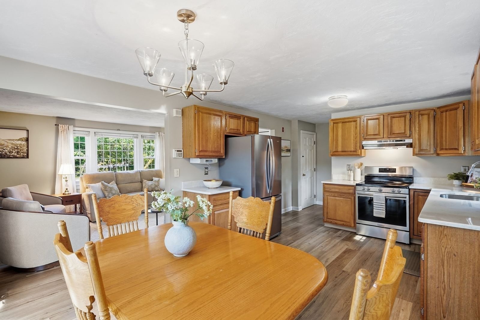 15 Collins St #15 Attleboro — Photo 3 of 38