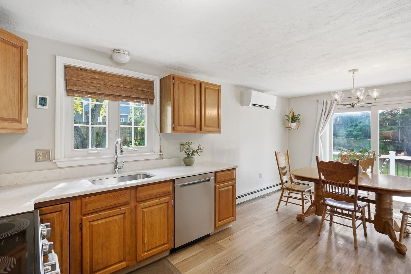 15 Collins St #15 Attleboro — Photo 4 of 38