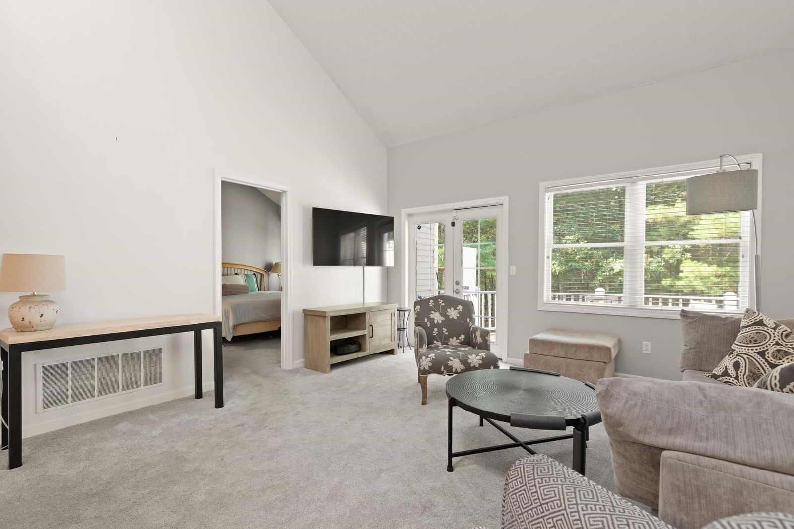 142 Cannon Forge Dr #142 Foxboro — Photo 7 of 33