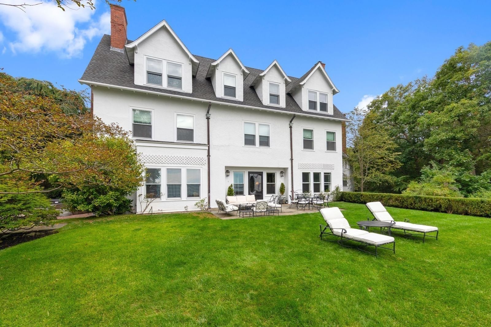 23 Paine Avenue Beverly — Photo 4 of 39