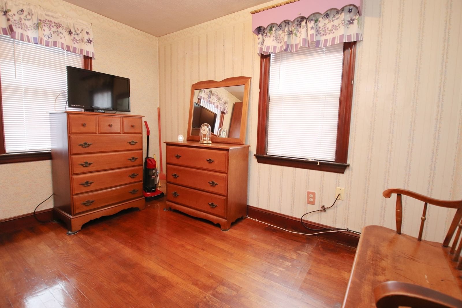 15 Lewis Lane Saugus — Photo 10 of 31