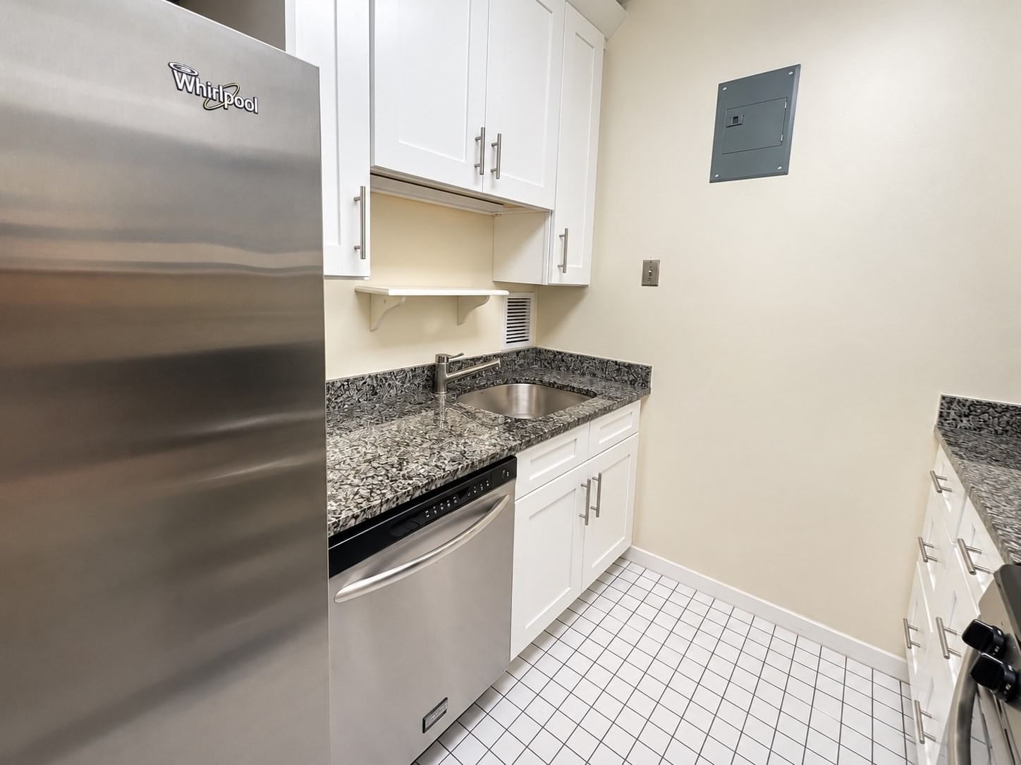65 E India Row #29H Boston — Photo 11 of 15