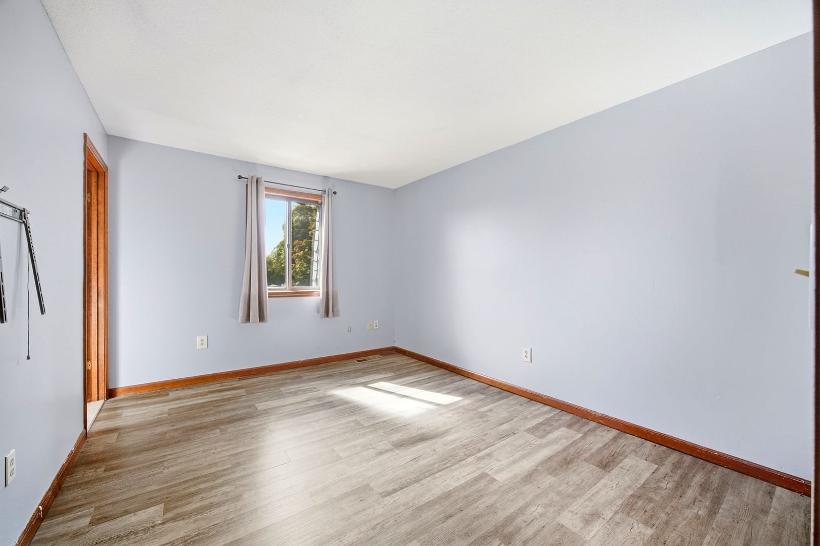 220 Beekman Dr #220 Agawam — Photo 18 of 29